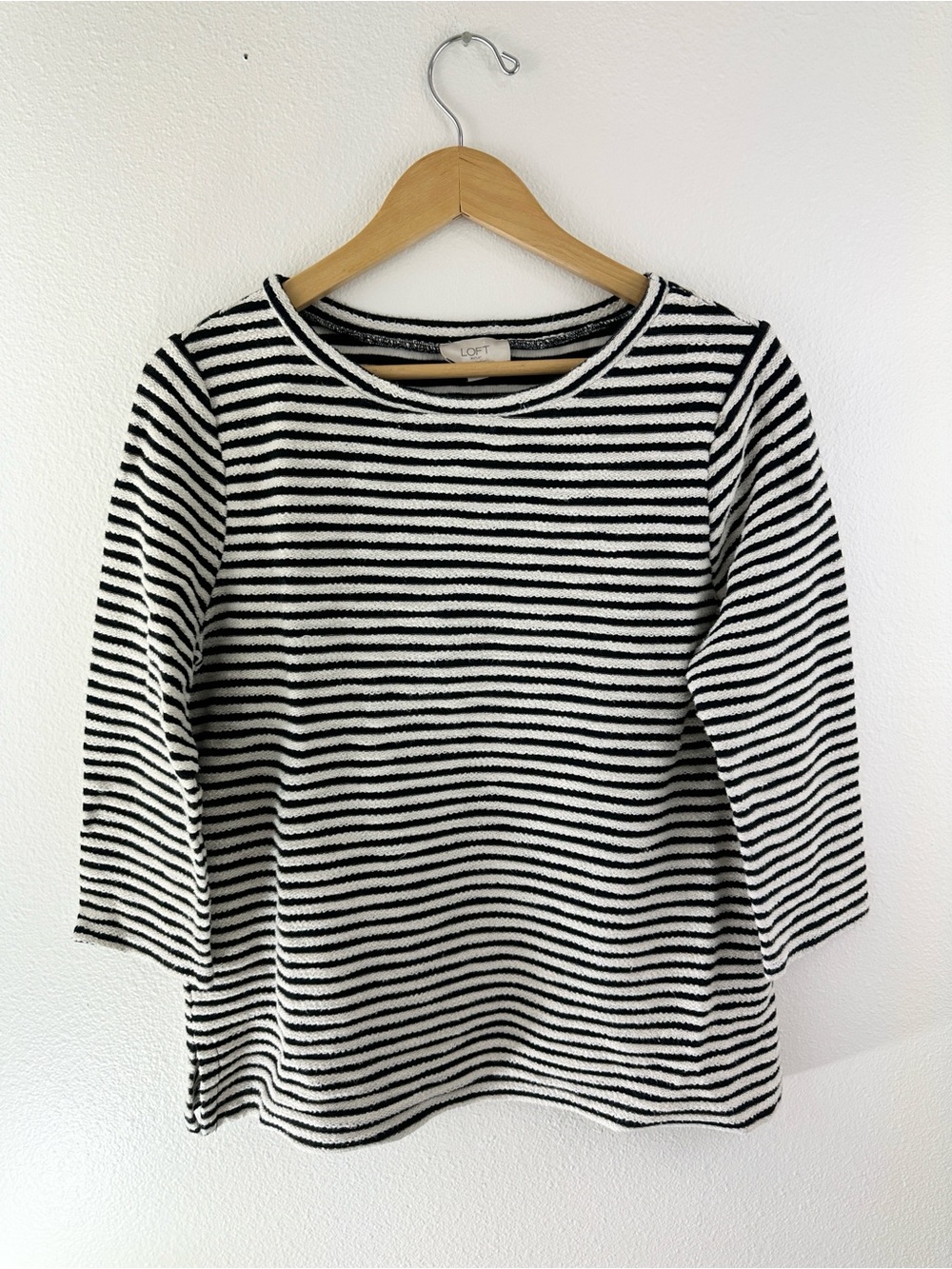 LOFT Outlet Black and White Striped Textured Cotton Top Minimalist 3/4 Sleeve